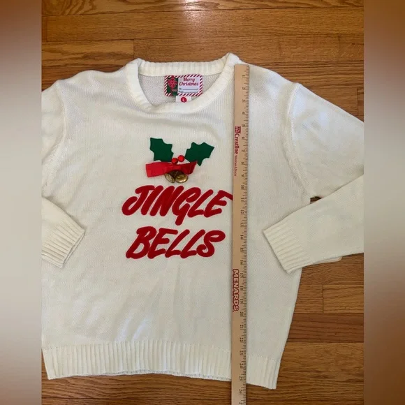Great Christmas Sweater Women’s Large White (Ivory) Jingle Bells Holiday Top NWT - Picture 8 of 8